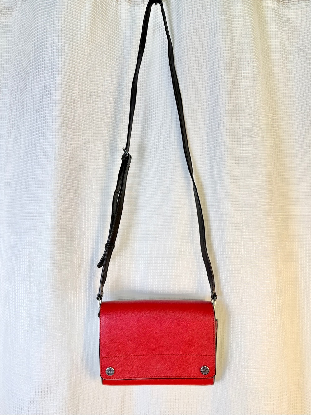 Calvin Klein Red Colorblock Faux Saffiano Leather Crossbody Bag EUC - Picture 10 of 13